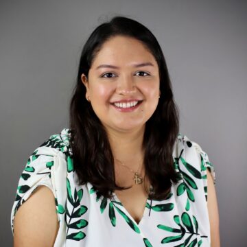 Vianey Valdez Profile Picture